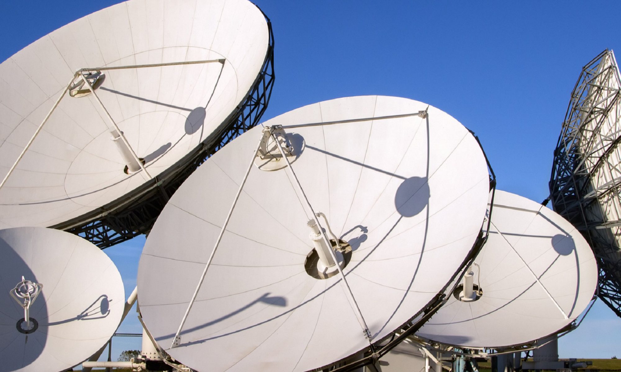 ArrayVSAT-2000x1200 (1)